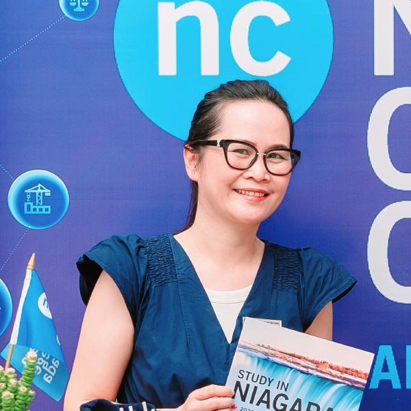 Ngo Trinh 