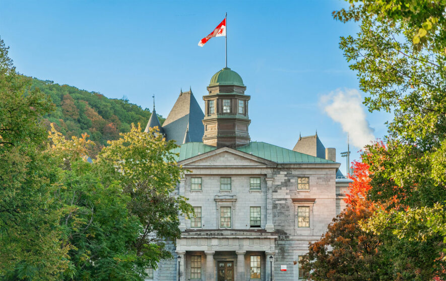 Đại học McGill: Trường top Canada với học bổng khủng